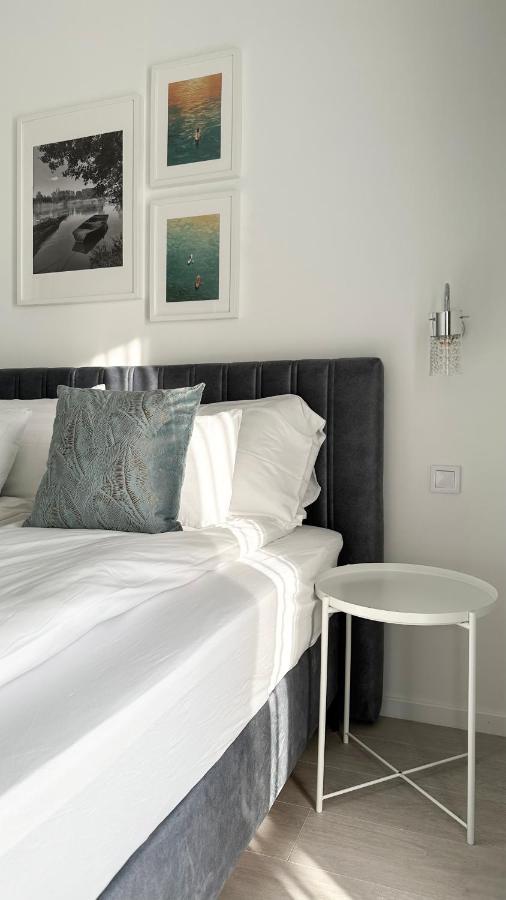 Linden Apartman 104 - Adults Only Mosonmagyaróvár Dış mekan fotoğraf