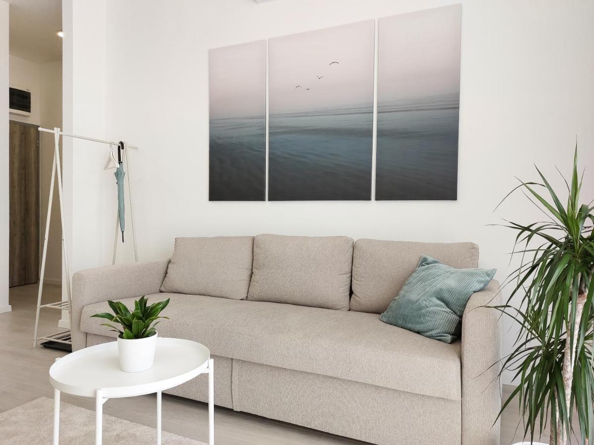 Linden Apartman 104 - Adults Only Mosonmagyaróvár Dış mekan fotoğraf
